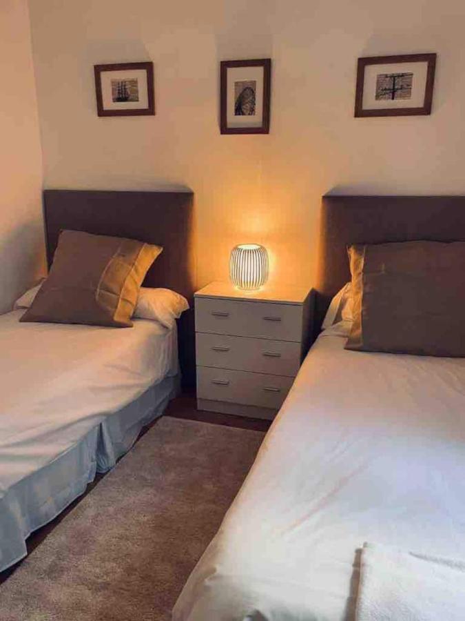 Excelente Piso De 3 Habitaciones En La Latina Madrid Kültér fotó